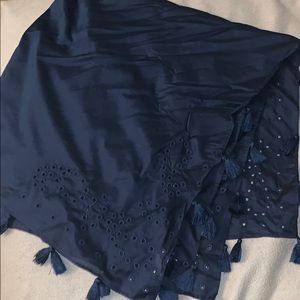 Old Navy tassel square scarf